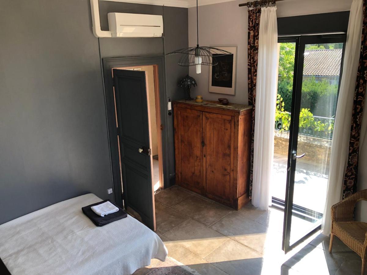 Maison Au Calme Au Coeur De Village Saint-Georges-dʼOrques Exteriér fotografie